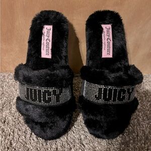 Juicy Couture Black Faux Fur Open Toe Bling Slippers